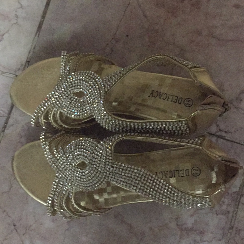 Woman sandals - Picture 2 of 4
